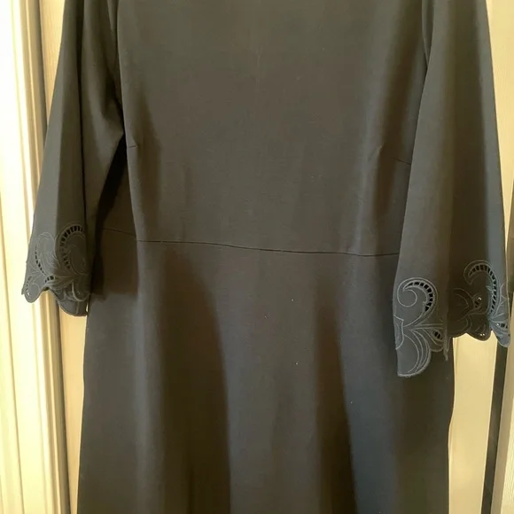 Chico's Black 3/4 Flared Sleeve Mini Dress size 24 - Picture 4 of 6